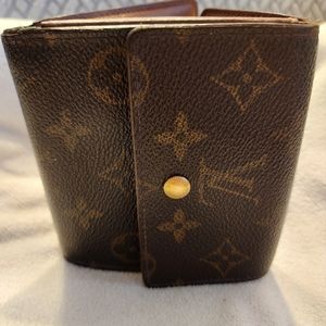 Authentic Louis Vuitton Monogram Wallet Pre-loved